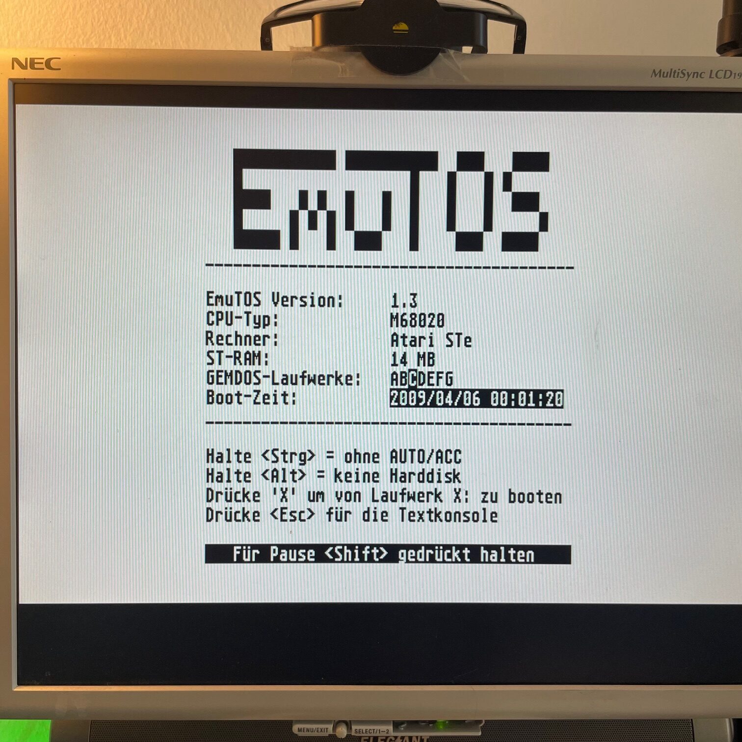 Viking configuration booting via EmuTOS